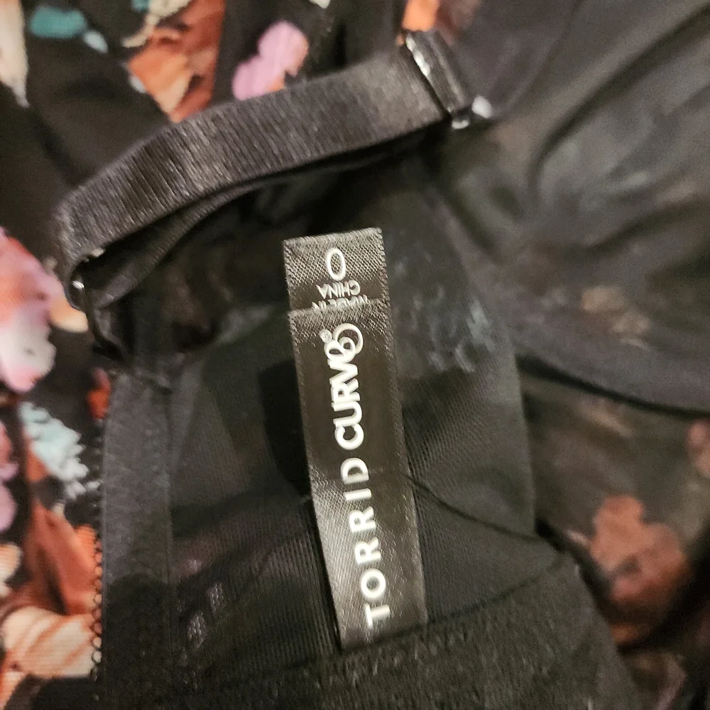 Torrid Floral Lingerie - Picture 7 of 7
